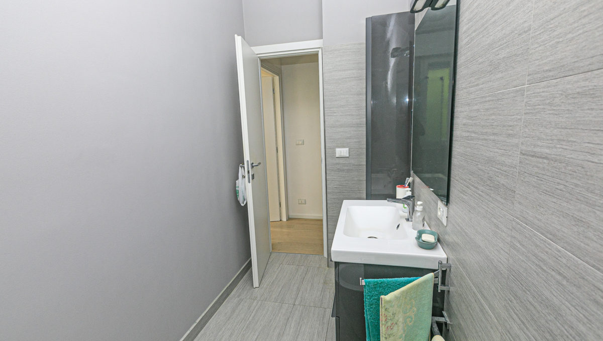 20_v Ausonia 9